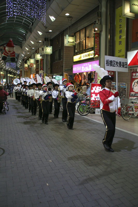 DT2011_xmas-parade_011