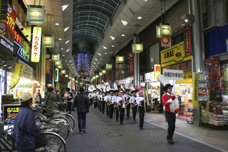 DT2011_xmas-parade_017